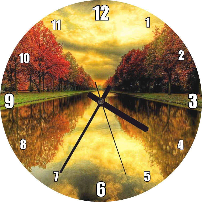 Sonbahar Renklerinde Orman ve Su Yolu Görseli Mdf Ahşap Duvar Saati