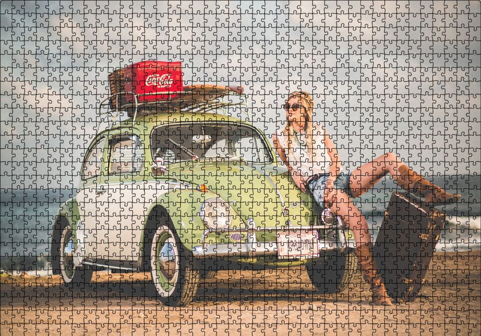 Yeşil Beyaz Vosvos ve Gezgin Kız Puzzle Yapboz MDF Ahşap 1000 Parça 49 cm X 68 cm