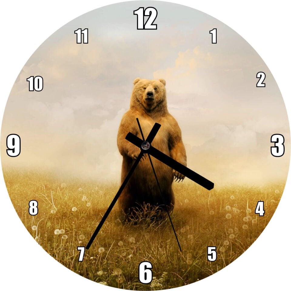 Sisli Çayırda Ayakta Duran Boz Ayı Mdf Ahşap Duvar Saati