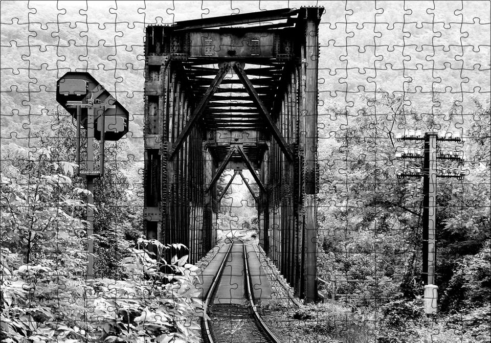 Eski İnşa Edilmiş Demir Yolu Köprüsü Puzzle Yapboz MDF Ahşap 255 Parça 34 cm X 49 cm