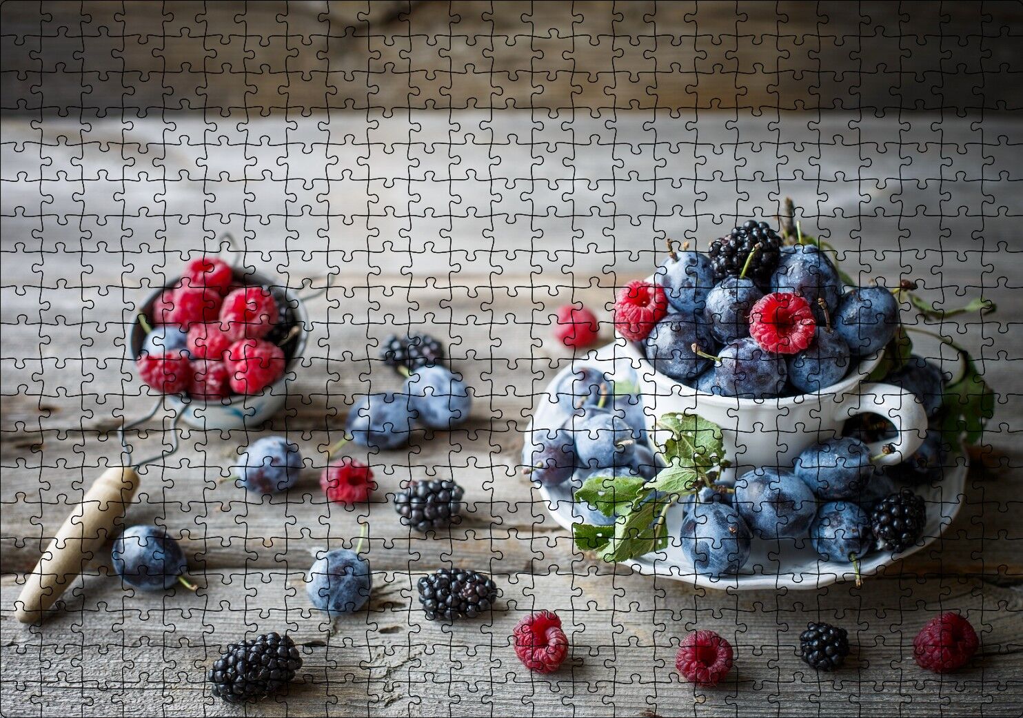 Fincanda Yabanmersini Ahududu ve Böğürtlenler Puzzle Yapboz MDF Ahşap 500 Parça 49 cm X 68 cm