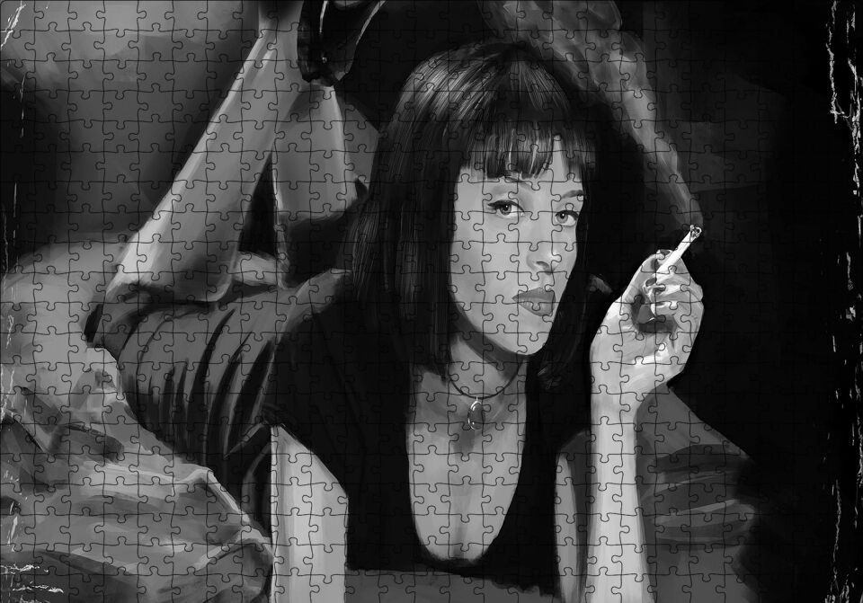 Pulp Fiction Ucuz Roman 1994 Siyah Baeyaz Görseli Puzzle Yapboz MDF Ahşap 500 Parça 49 cm X 68 cm