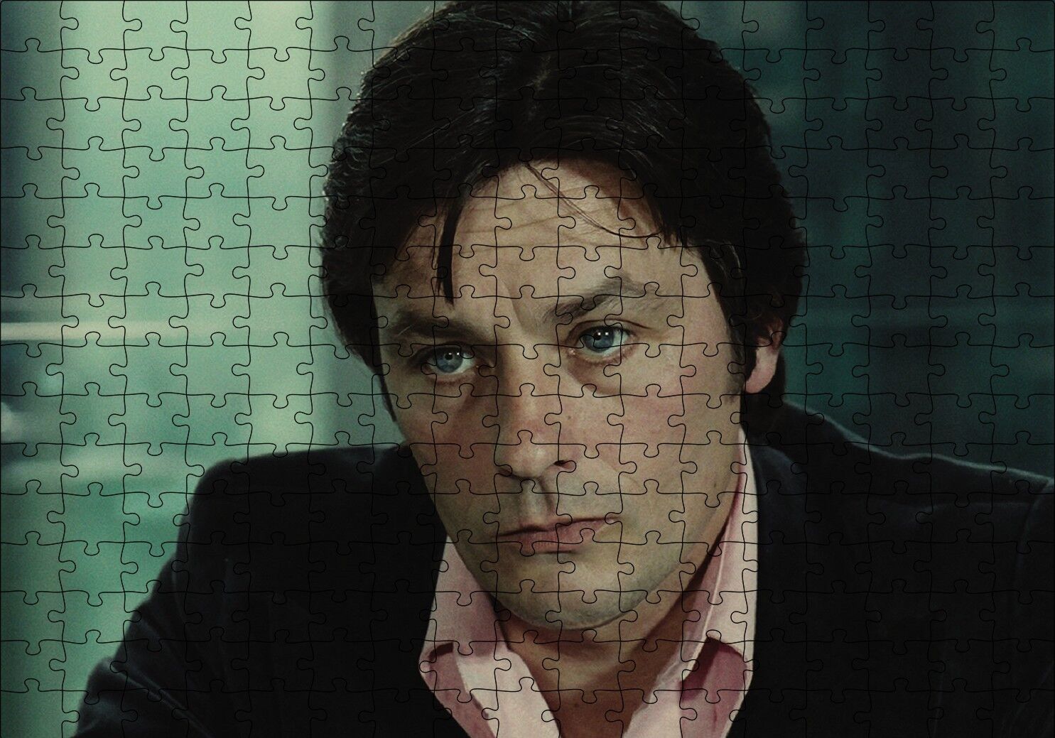 Alain Delon Renkli Görseller Puzzle Yapboz MDF Ahşap 255 Parça 34 cm X 49 cm
