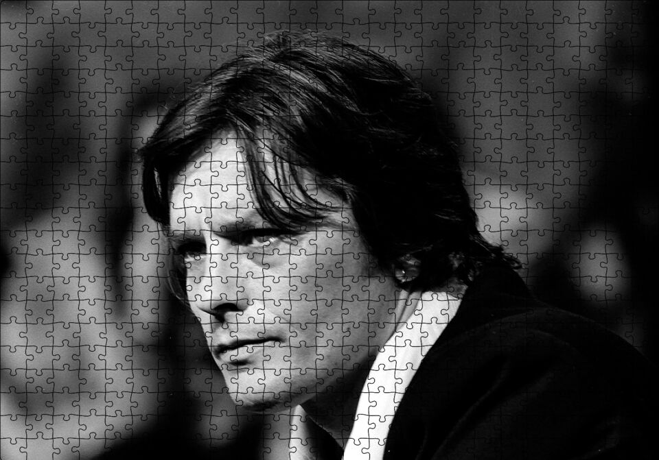 Alain Delon Siyah Beyaz Puzzle Yapboz MDF Ahşap 500 Parça 49 cm X 68 cm