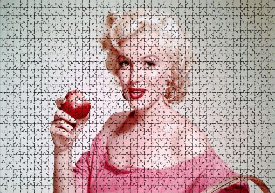 Marilyn Monroe Isırılmış Elma Puzzle Yapboz MDF Ahşap 1000 Parça 49 cm X 68 cm