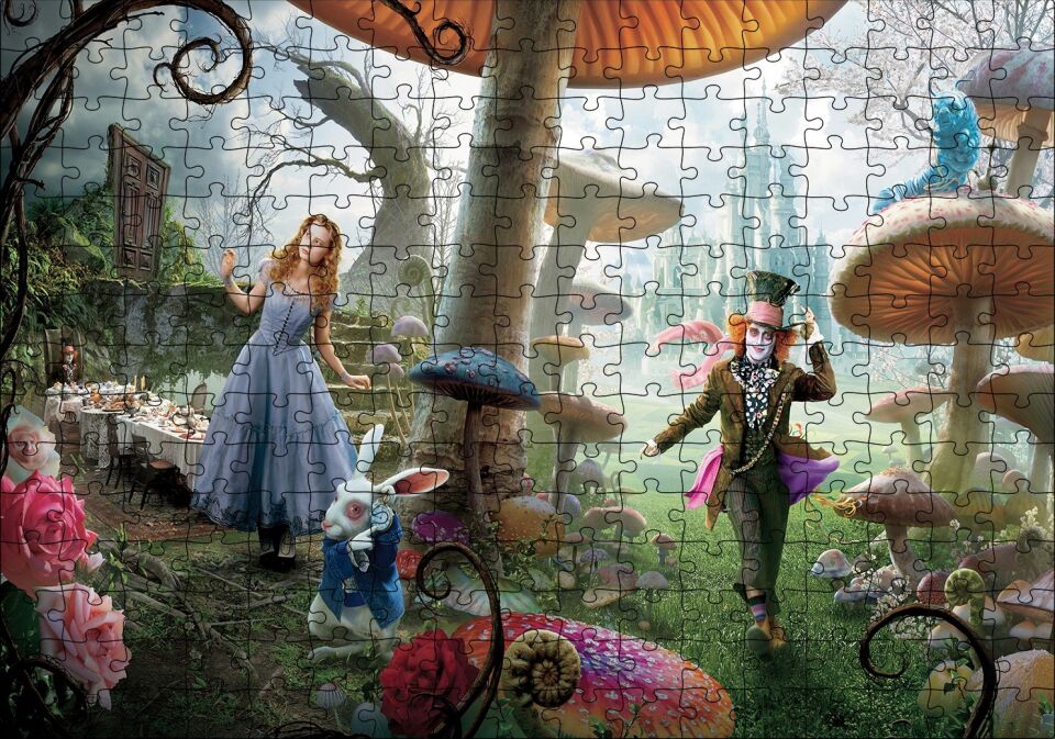 Alice Harikalar Diyarında Görseli Puzzle Yapboz MDF Ahşap 255 Parça 34 cm X 49 cm