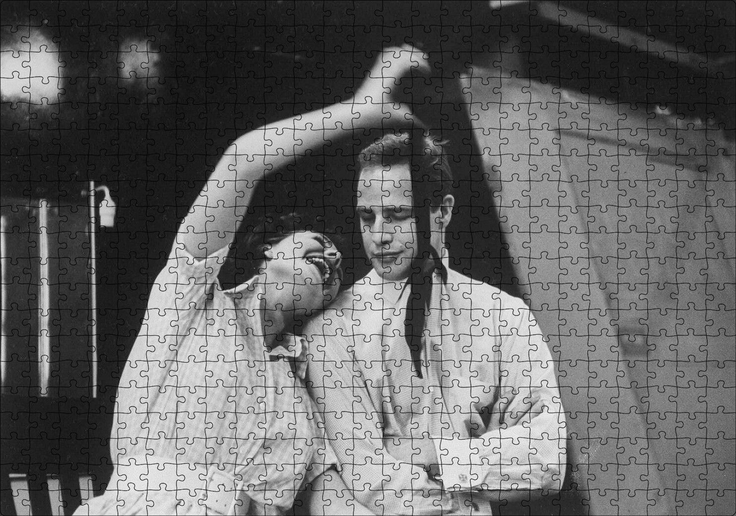 Marlon Brando Ve Jean Simmons Bir Sahne Puzzle Yapboz MDF Ahşap 500 Parça 49 cm X 68 cm