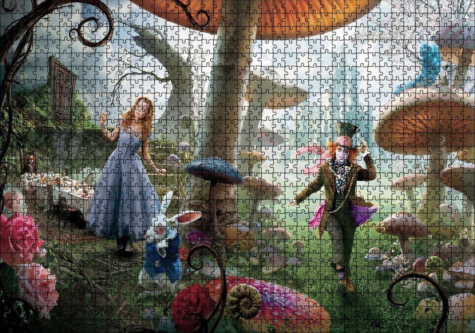 Alice Harikalar Diyarında Görseli Puzzle Yapboz MDF Ahşap 1000 Parça 49 cm X 68 cm