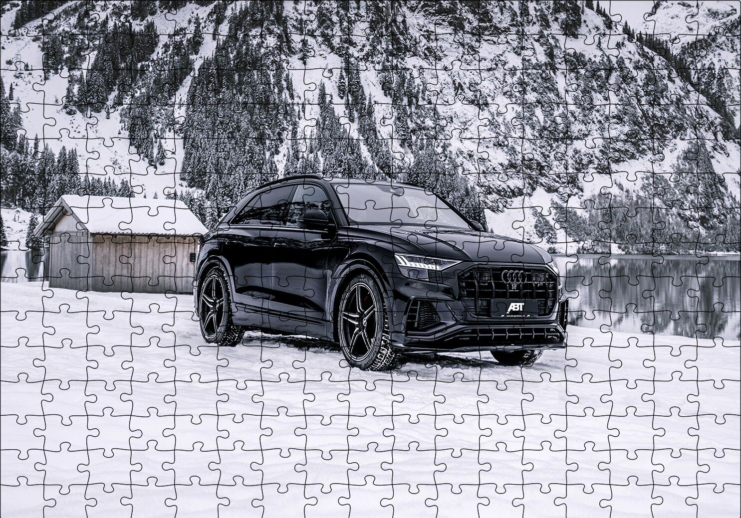 Audi SQ8 TDI Puzzle Yapboz MDF Ahşap 255 Parça 34 cm X 49 cm