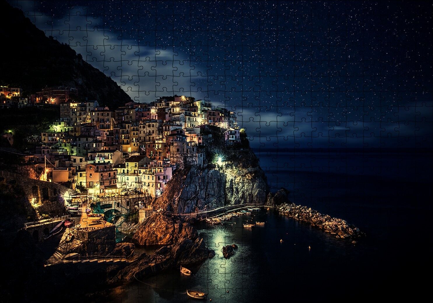 İtalya Manarola Sahil Kasabası Gece Manzarası Puzzle Yapboz MDF Ahşap 500 Parça 49 cm X 68 cm