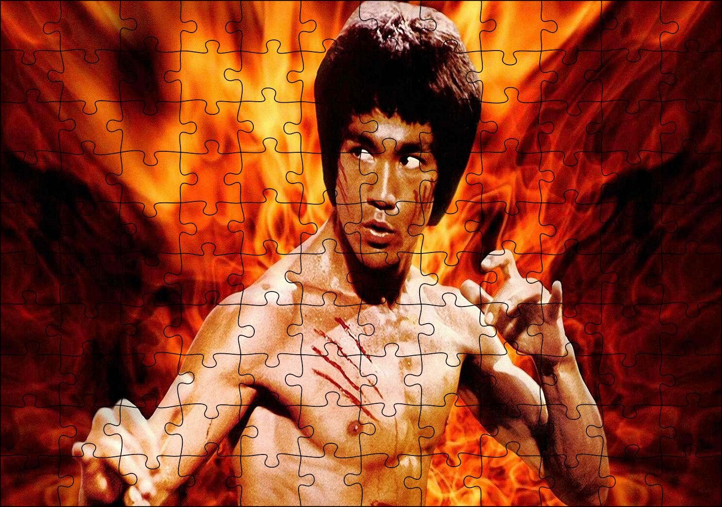 Bruce Lee Kungfu Alevler Arasında Puzzle Yapboz MDF Ahşap 120 Parça 24 cm X 34 cm