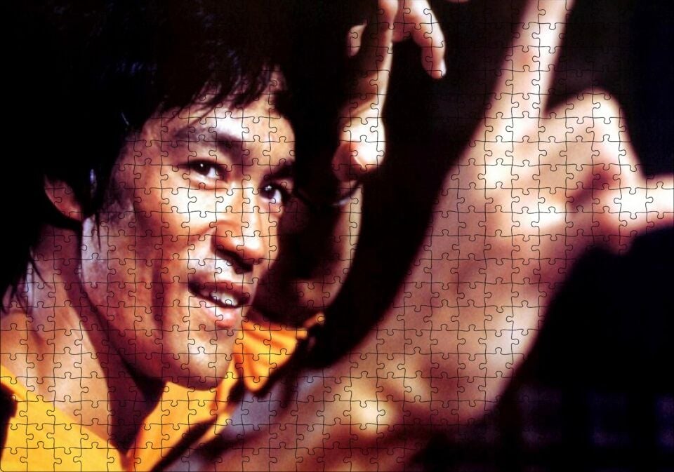 Bruce Lee Kungfu Dövüş Sanatı Puzzle Yapboz MDF Ahşap 500 Parça 49 cm X 68 cm