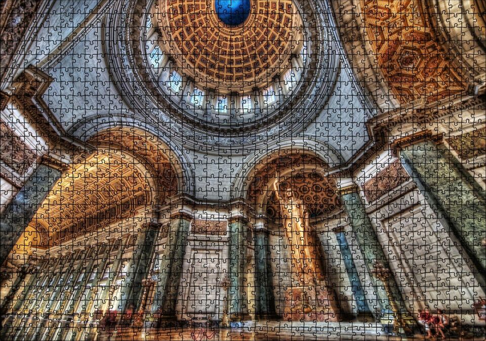 Küba'da Tarihi Yapı İçeriden Görünüm Puzzle Yapboz MDF Ahşap 1000 Parça 49 cm X 68 cm