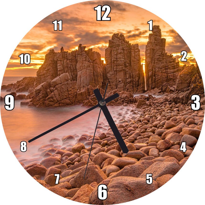 Filipinler Kayalık Sahilde Günbatımı ve Bulutlu Gökler Mdf Ahşap Duvar Saati