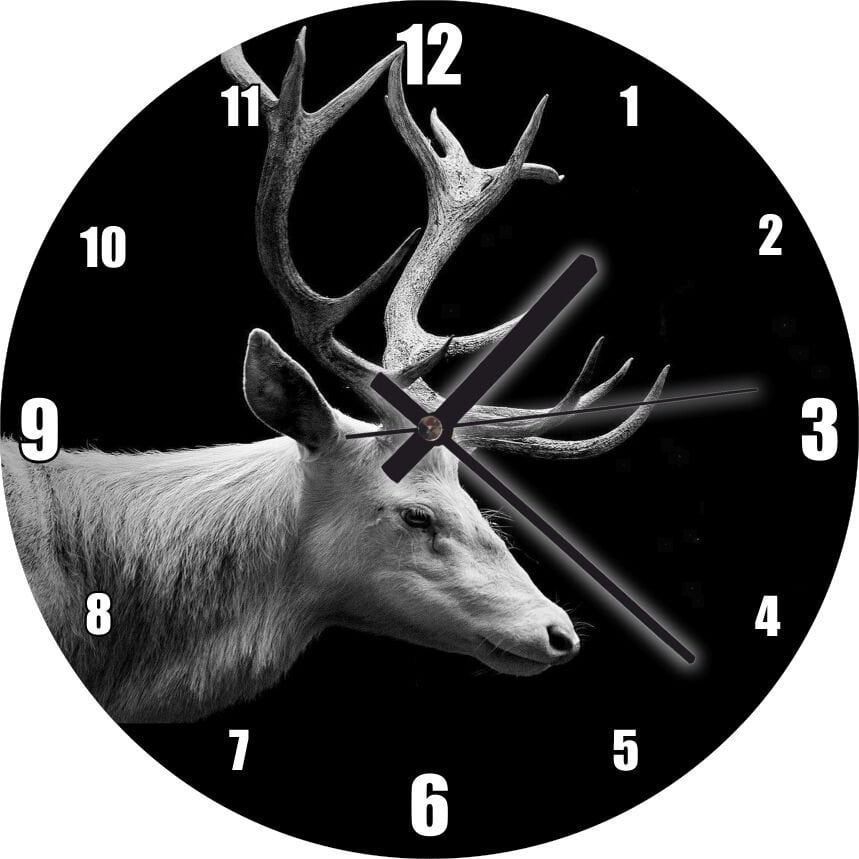 Efsanevi Geyik Yakın Çekim Karanlık Arkaplan Mdf Ahşap Duvar Saati
