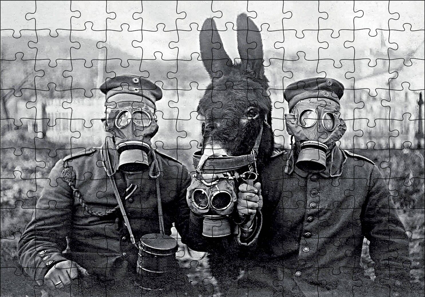 Gaz Maskeli Askerler ve Eşek SB Puzzle Yapboz MDF Ahşap 120 Parça 24 cm X 34 cm