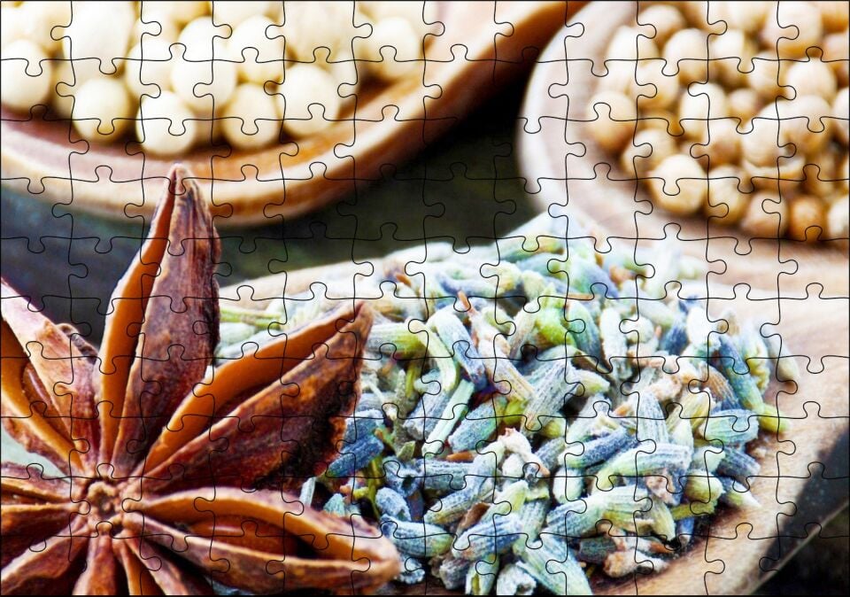 Kaselerde Anason ve Muhtelif Baharatlar Puzzle Yapboz MDF Ahşap 120 Parça 24 cm X 34 cm