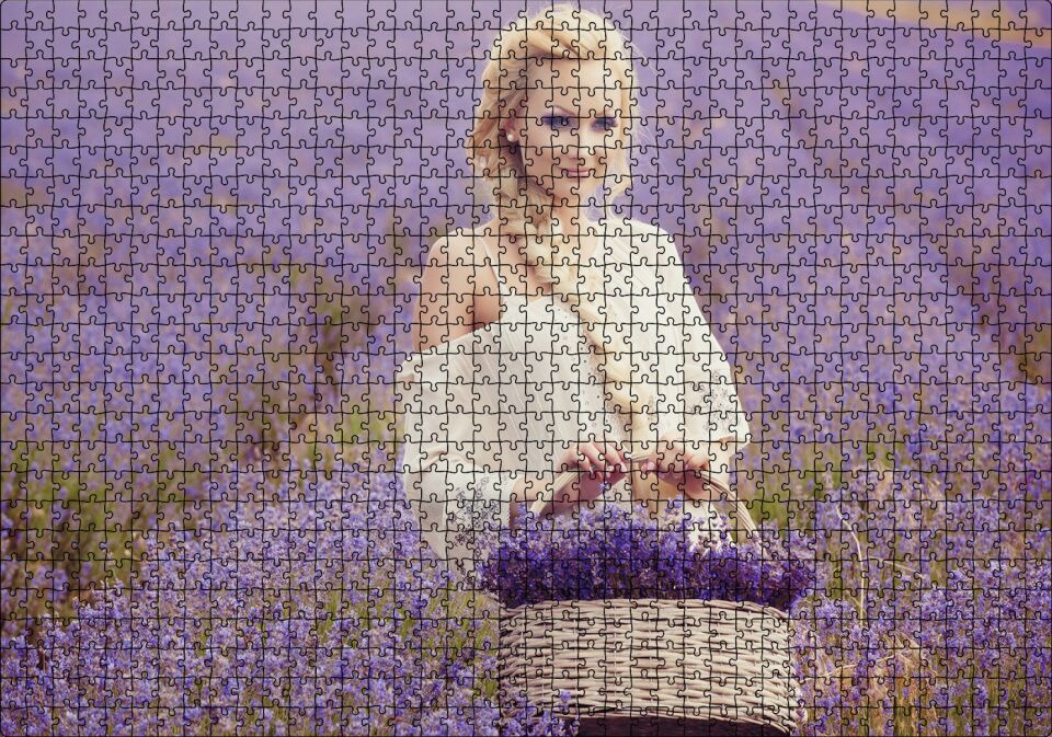 Lavanta Tarlası ve Sepetli Kız Puzzle Yapboz MDF Ahşap 1000 Parça 49 cm X 68 cm