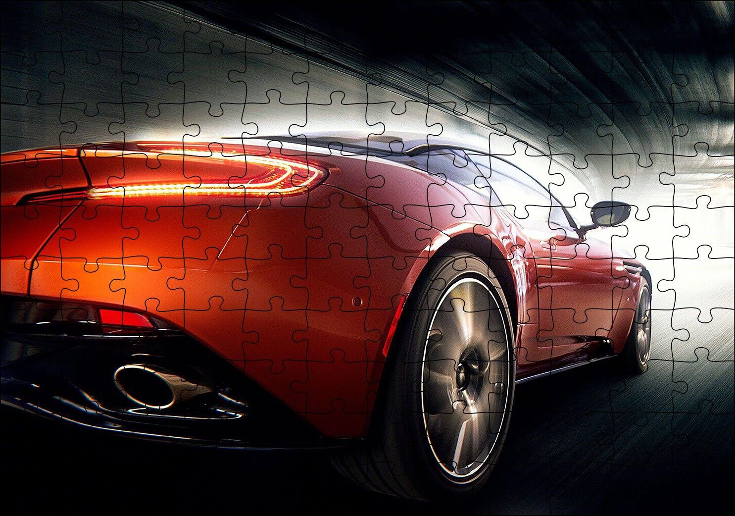 Kırmızı Aston Martin ve Tünel Işıkları Puzzle Yapboz MDF Ahşap