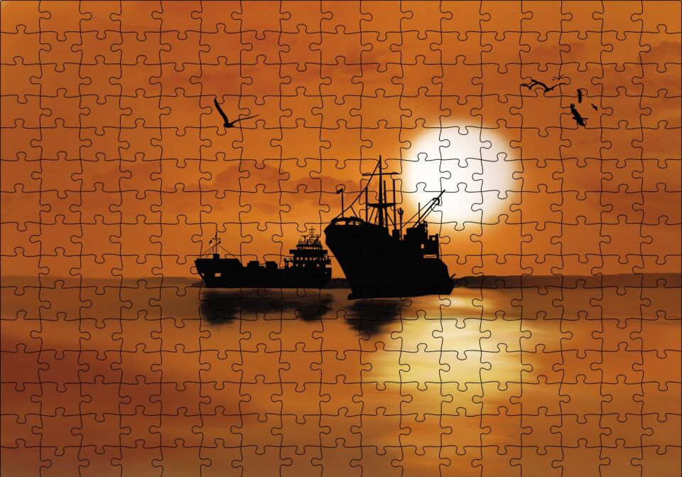 Yük Gemisi Martılar Gün Batımı Puzzle Yapboz MDF Ahşap 255 Parça 34 cm X 49 cm