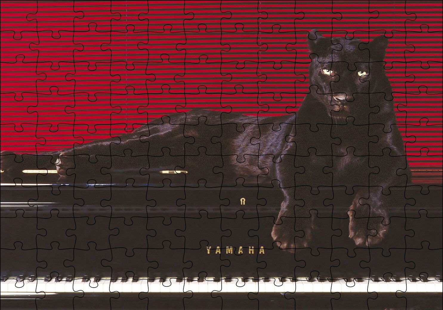 Piyanodaki Siyah Leopar Puzzle Yapboz MDF Ahşap