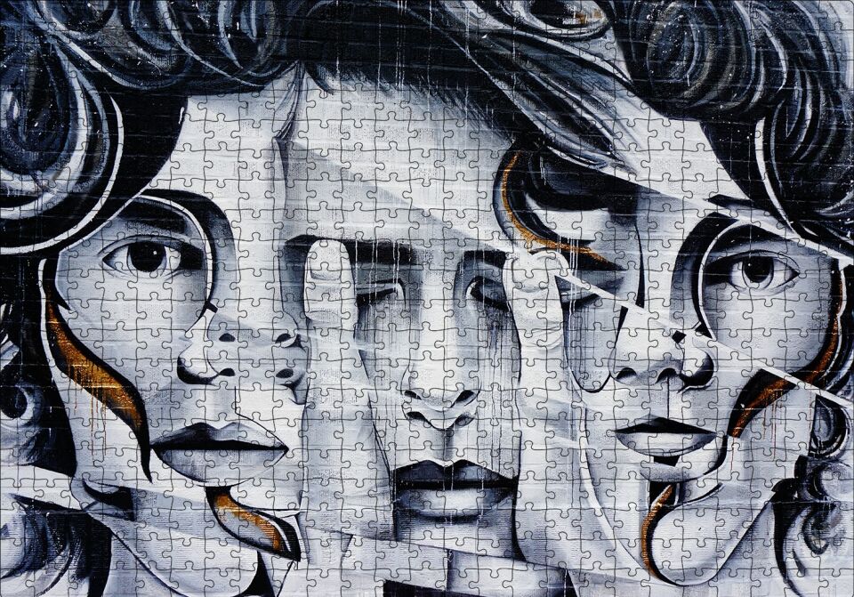 Parmaklar ve Yüzler İllüzyonik Duvar Boyama Puzzle Yapboz MDF Ahşap 500 Parça 49 cm X 68 cm