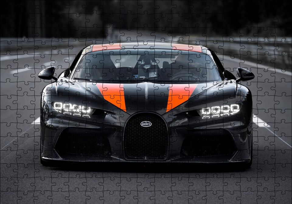 Bugatti Chiron Prototip Puzzle Yapboz MDF Ahşap 255 Parça 34 cm X 49 cm