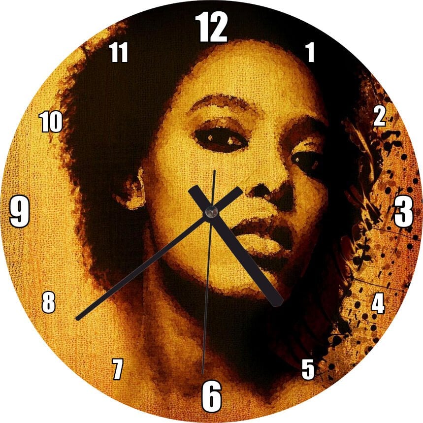 Afrikalı Güzel Kadın Keten Zemin Suluboya Mdf Ahşap Duvar Saati