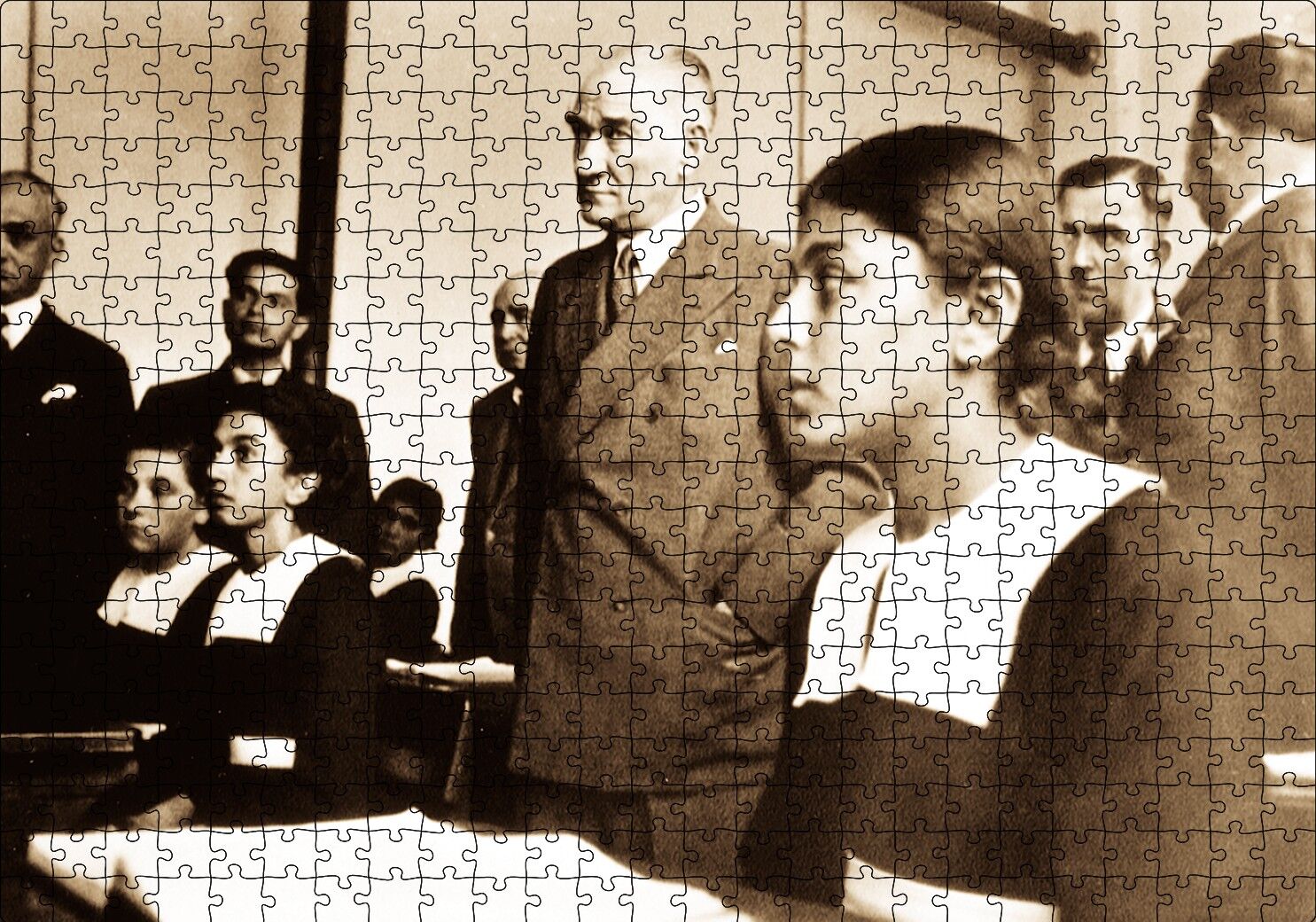 Başöğretmen Mustafa Kemal Atatürk Puzzle Yapboz MDF Ahşap 500 Parça 49 cm X 68 cm