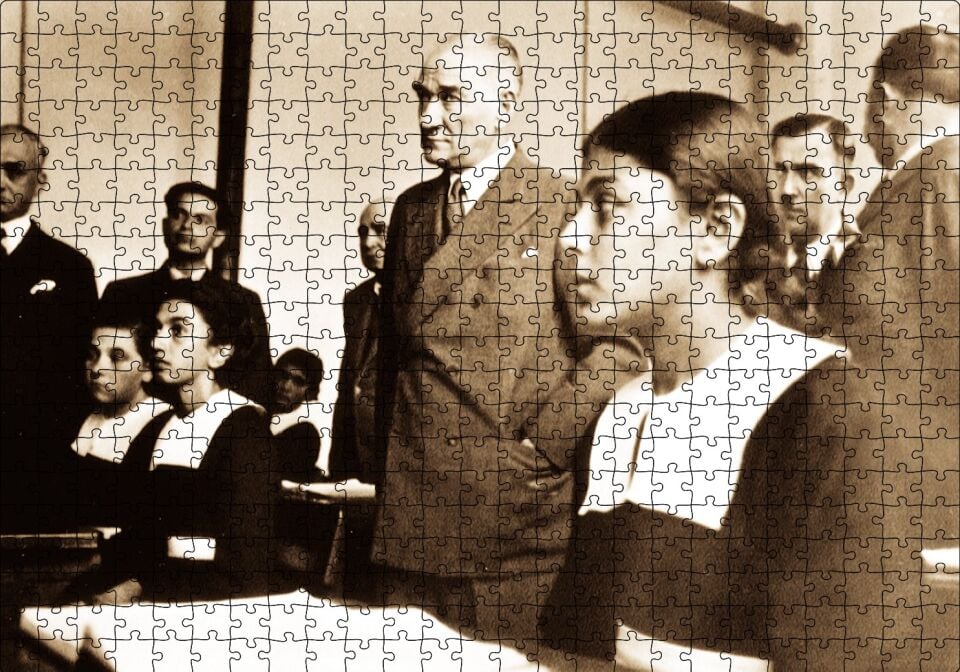 Başöğretmen Mustafa Kemal Atatürk Puzzle Yapboz MDF Ahşap 500 Parça 49 cm X 68 cm