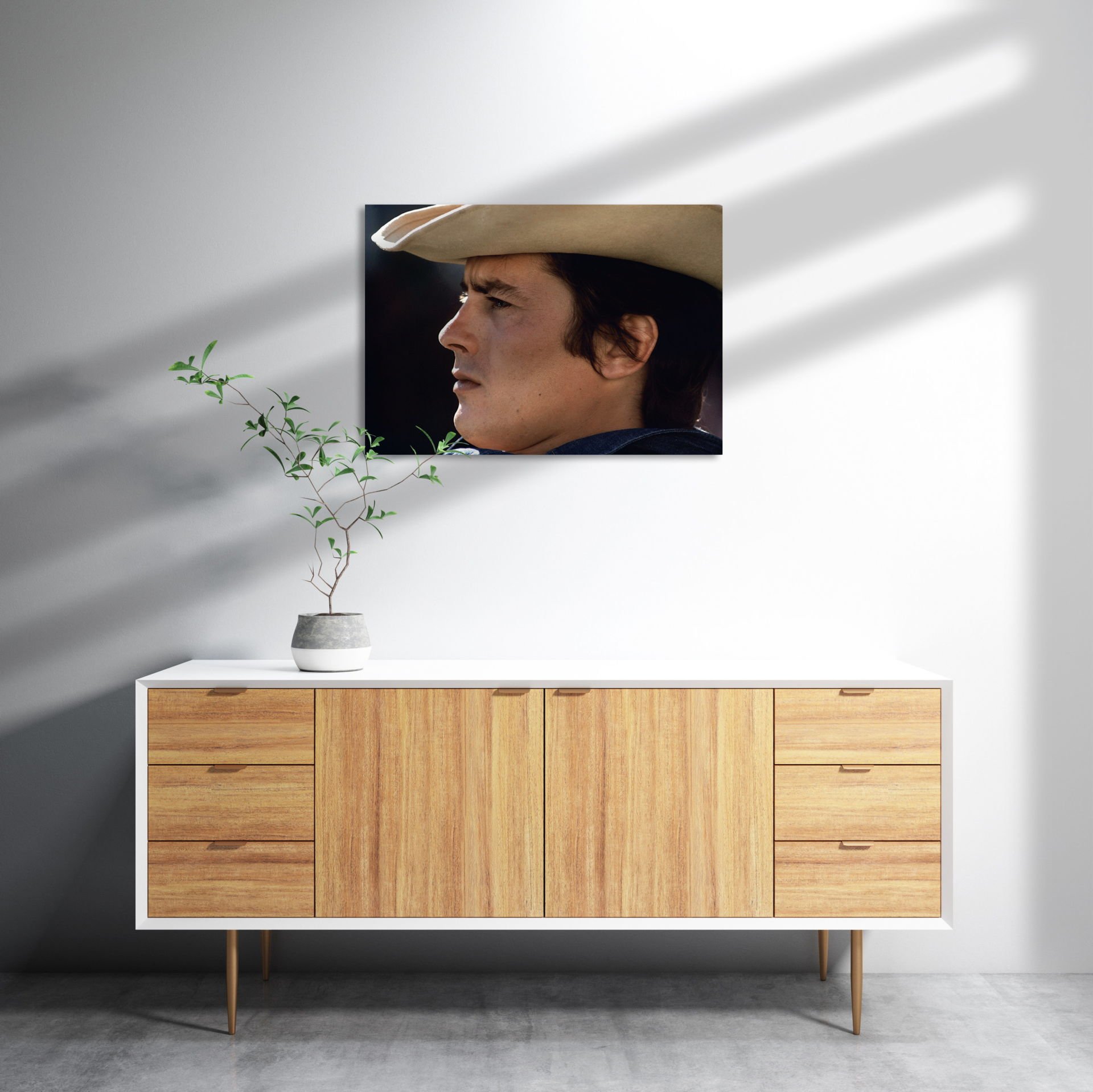 Alain Delon Uzaklara Bakan MDF Akşap Duvar Tablo 50x70 cm