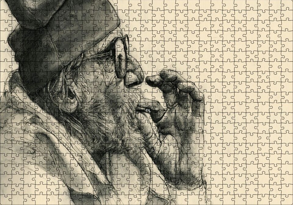 Sigara İçen Gözlüklü Yaşlı İnsan Görseli Puzzle Yapboz MDF Ahşap 500 Parça 49 cm X 68 cm