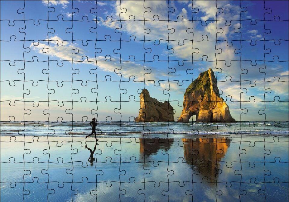 Sahilde Koşma Zamanı Puzzle Yapboz MDF Ahşap