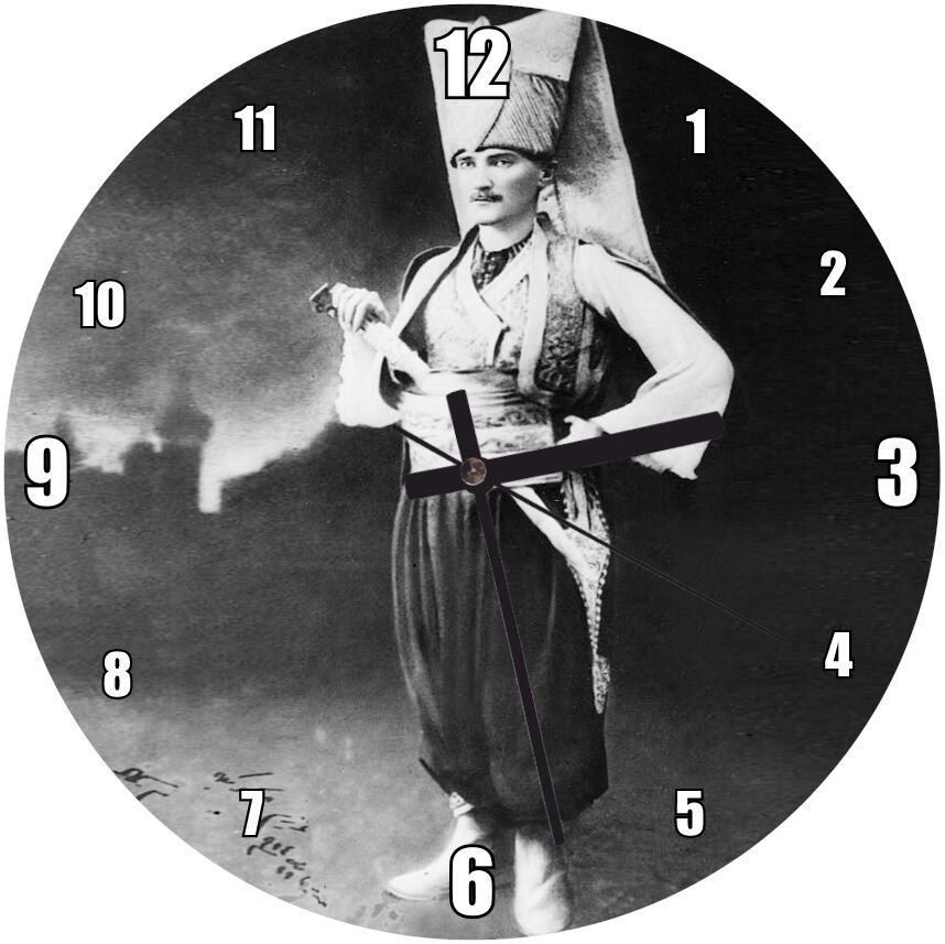 Atatürk Yeniçeri Kıyafetler İçinde Mdf Ahşap Duvar Saati 50 cm Çap