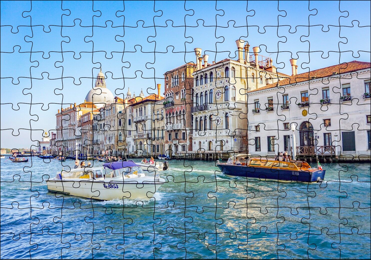 İtalya Venedik Binalar ve Kanalda Tekneler Puzzle Yapboz MDF Ahşap