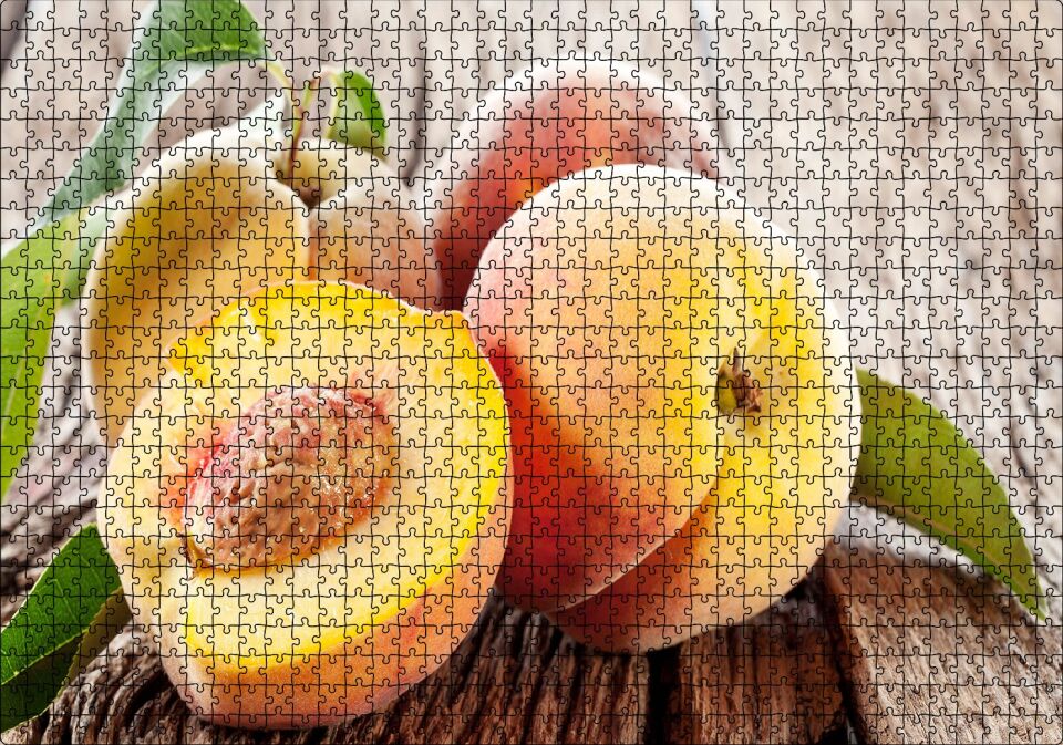 Masa Üstünde Şeftali Görseli Puzzle Yapboz MDF Ahşap 1000 Parça 49 cm X 68 cm