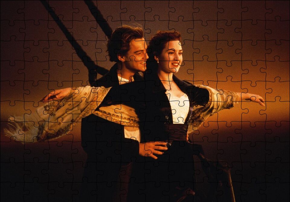 Titanic Rose ve Jack Uçuyor Puzzle Yapboz MDF Ahşap 120 Parça 24 cm X 34 cm