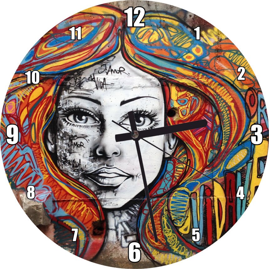 Duvar Boyama Afrikalı Kadın ve Renkli Saçları Mdf Ahşap Duvar Saati