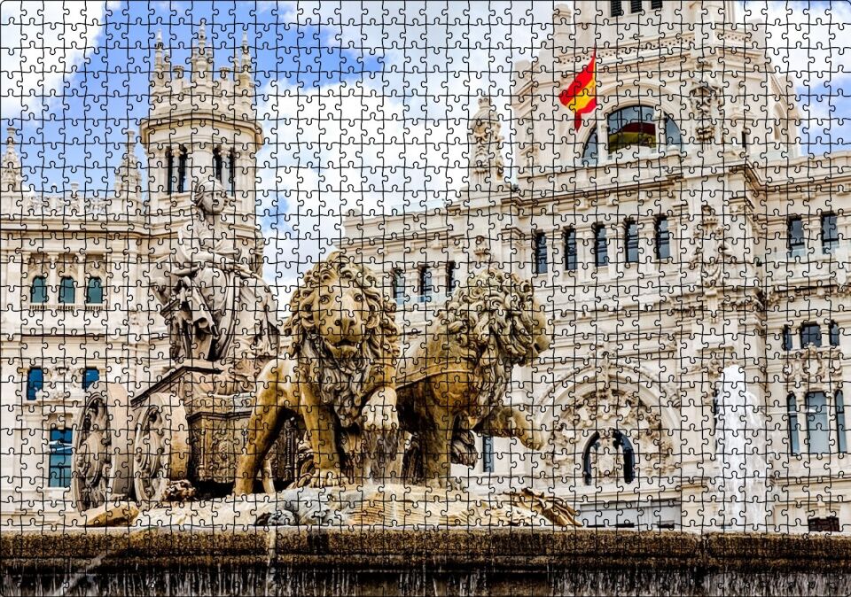 İspanya Madrid Kibele Çeşmesi Aslan Görseli Puzzle Yapboz MDF Ahşap 1000 Parça 49 cm X 68 cm