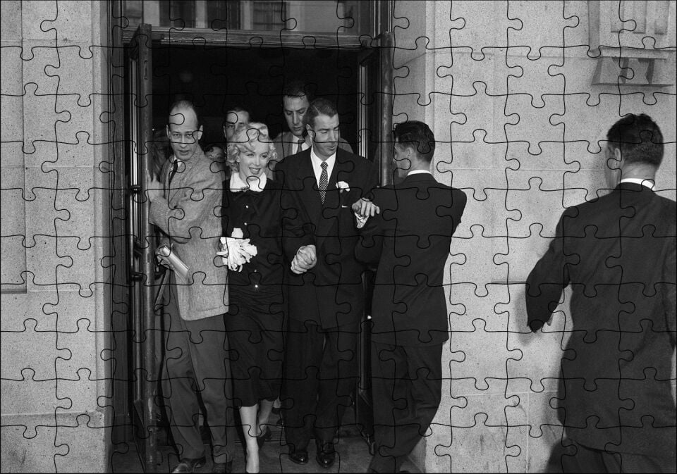 Joe Di Maggio Marilyn Monroe ile Evlendi Puzzle Yapboz MDF Ahşap 120 Parça 24 cm X 34 cm