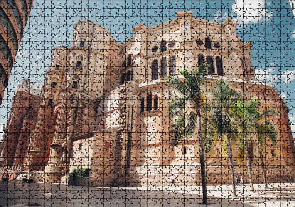 İspanya Muhteşem Katedral ve Gökyüzü Puzzle Yapboz MDF Ahşap 1000 Parça 49 cm X 68 cm