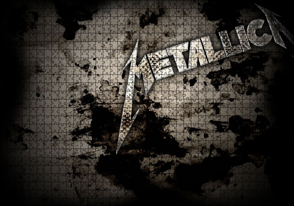 Metallica Efsanevi Yazı Kirli Arka Plan Puzzle Yapboz MDF Ahşap 1000 Parça 49 cm X 68 cm