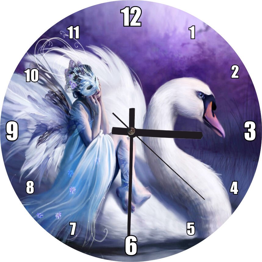 Beyaz Dev Kuğu ve Sırtındaki Maskeli Kadın Mdf Ahşap Duvar Saati