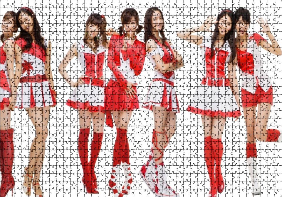 Kırmızılı Girls Generation Kızlar Puzzle Yapboz MDF Ahşap 1000 Parça 49 cm X 68 cm