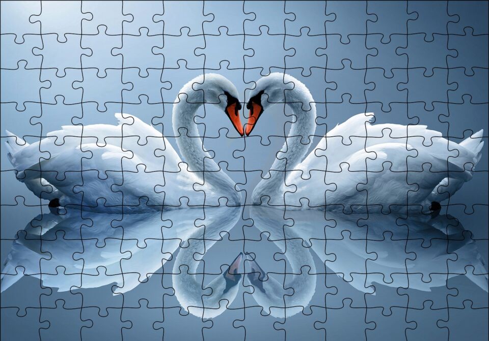 Gölde Kuğu Çifti Puzzle Yapboz MDF Ahşap 120 Parça 24 cm X 34 cm