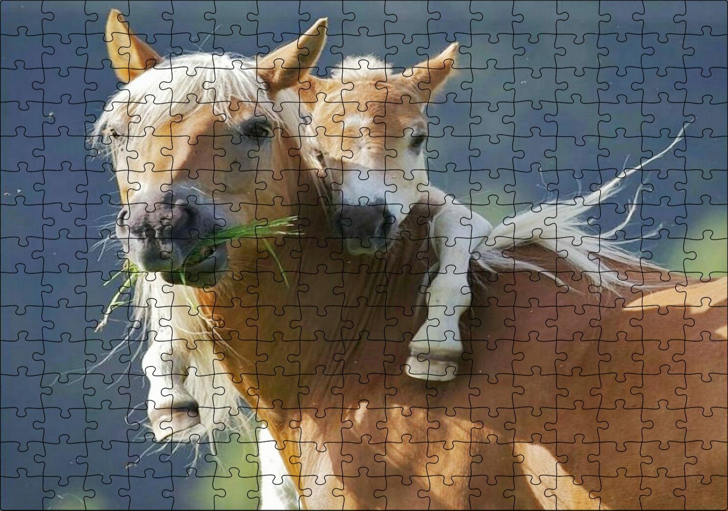 Otlayan Kahverengi Beyaz At ile Sırtındaki Tayı Puzzle Yapboz MDF Ahşap 255 Parça 34 cm X 49 cm