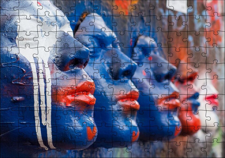 Duvarda Yüz Büstleri Puzzle Yapboz MDF Ahşap