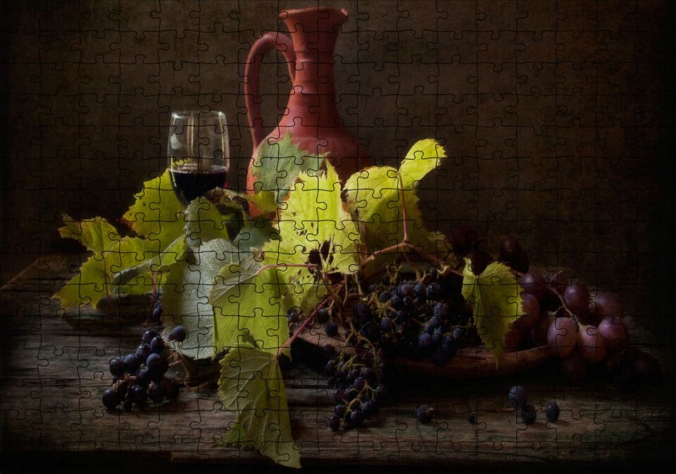 Üzüm ve Şarap Sürahi Görseli Puzzle Yapboz MDF Ahşap 255 Parça 34 cm X 49 cm