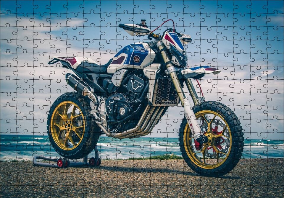 Honda CB 1000 R Motorsiklet Puzzle Yapboz MDF Ahşap 255 Parça 34 cm X 49 cm