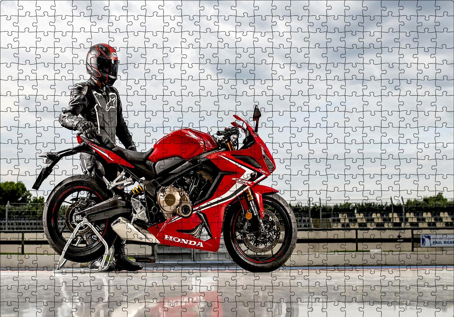 Honda CBR 650 ve Sürücüsü Puzzle Yapboz MDF Ahşap 500 Parça 49 cm X 68 cm